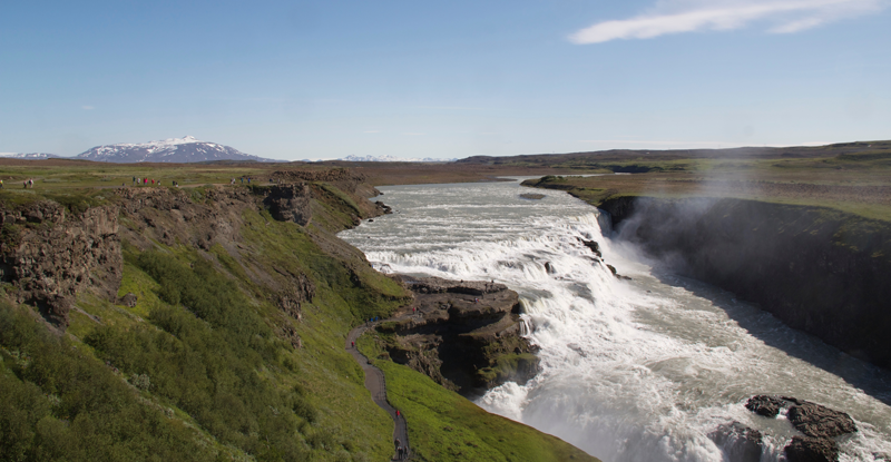 Iceland-waterfall-Anna-Brad
